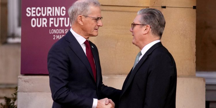 Kako se “miran, pragmatičan, ozbiljan” Starmer nada da će prodati fregate Norveškoj