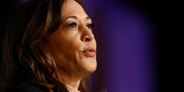 Kamala Harris i Doug Emhoff prisustvuju Met Gala, ali preskočite crveni tepih