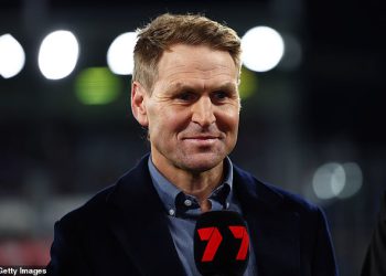 Kane Kane Cornes u Kaneu sedme podiže poklopac na ono što je rečeno kad je imao zadivljujući sukob sa stranom s trenerom AFL -a Luke Beveridge na televiziji uživo