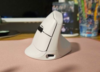 Keychron M5 Ergonomski pregled miša