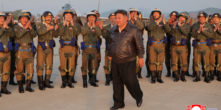 Kim Jong Un nadgleda zračne bušilice Sjeverne Koreje, zalaže se za pojačanu ratnu pripremu