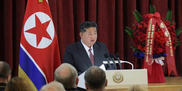 Kim Jong-Un se založi za obranu Rusije protiv West-RT World News