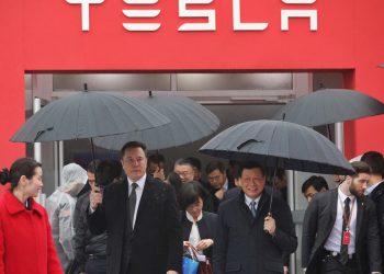 Kina ima veliki crveni gumb koji boli Elona Muska. Ali hoće li ga pritisnuti?