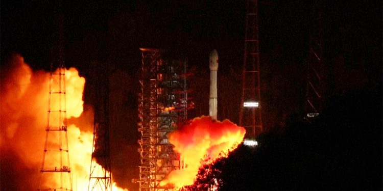 Kina lansira svemirsku sondu Tianwen-2 za prikupljanje uzoraka iz asteroida u blizini Marsa