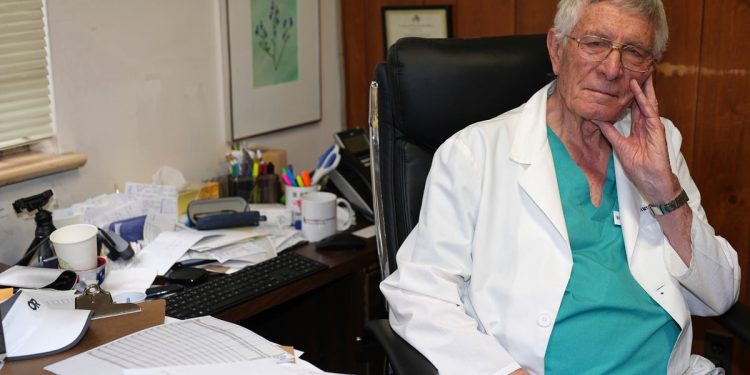 Klinika za kasni pobačaj zatvara se nakon 50 godina postupaka u Americi