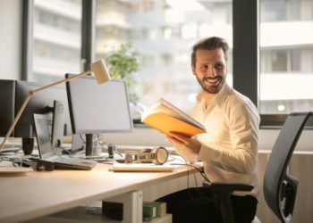 Koliko nas algoritmi stvarno poznaju – zastrašujuće ili korisno?