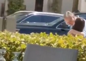 Komentari na video Vučića s Floride: ‘Izbacili ga kao uljeza’