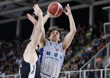 Košarica, Serie A: Trento-Reggio Emilia 84-63