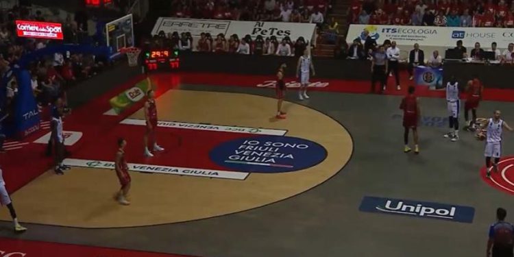 Košarica, Trst-Brescia Race-4 88-92: Istaknite