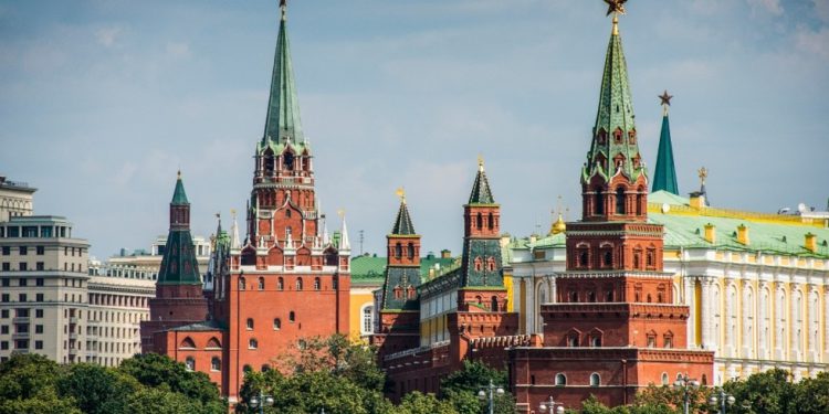 Kremlj optužuje zapadne medije za podrivanje Ukrajinskih mirovnih pregovora – RT Rusija i bivši Sovjetski Savez