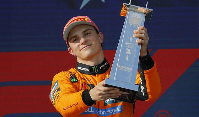 Lando Norris napustio je vrištanje u Max Verstappen dok je Oscar Piastri izmamio svog suigrača u McLarenu kako bi ponovno pobijedio u Miamiju i otvorio GAP u borbi za naslov – dok Lewis Hamilton bjesni u Ferrariju
