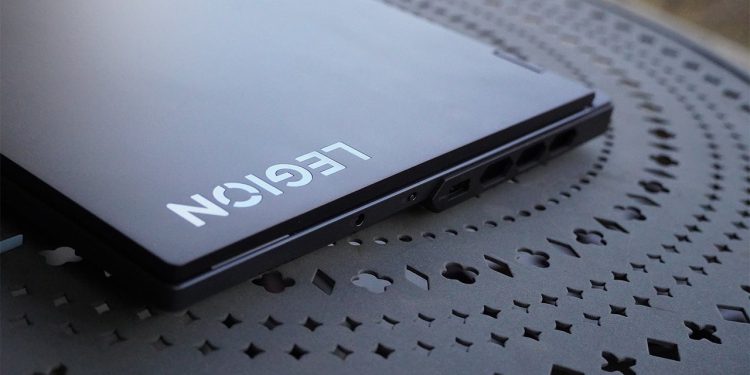 Lenovo Legion 5i 16 “RTX 4070 Igračko prijenosno računalo pada na 1200 USD na Amazonu