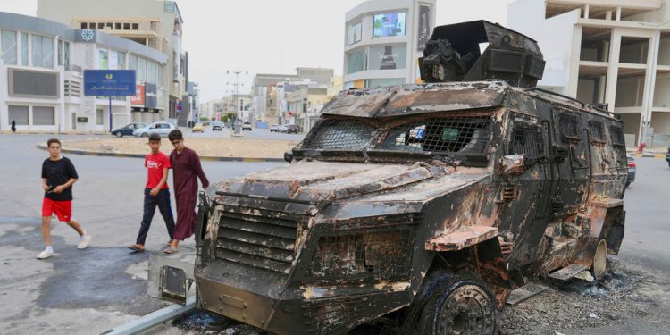 Libijski zapovjednik sigurnosti preživljava pokušaj atentata (video) – RT Afrika