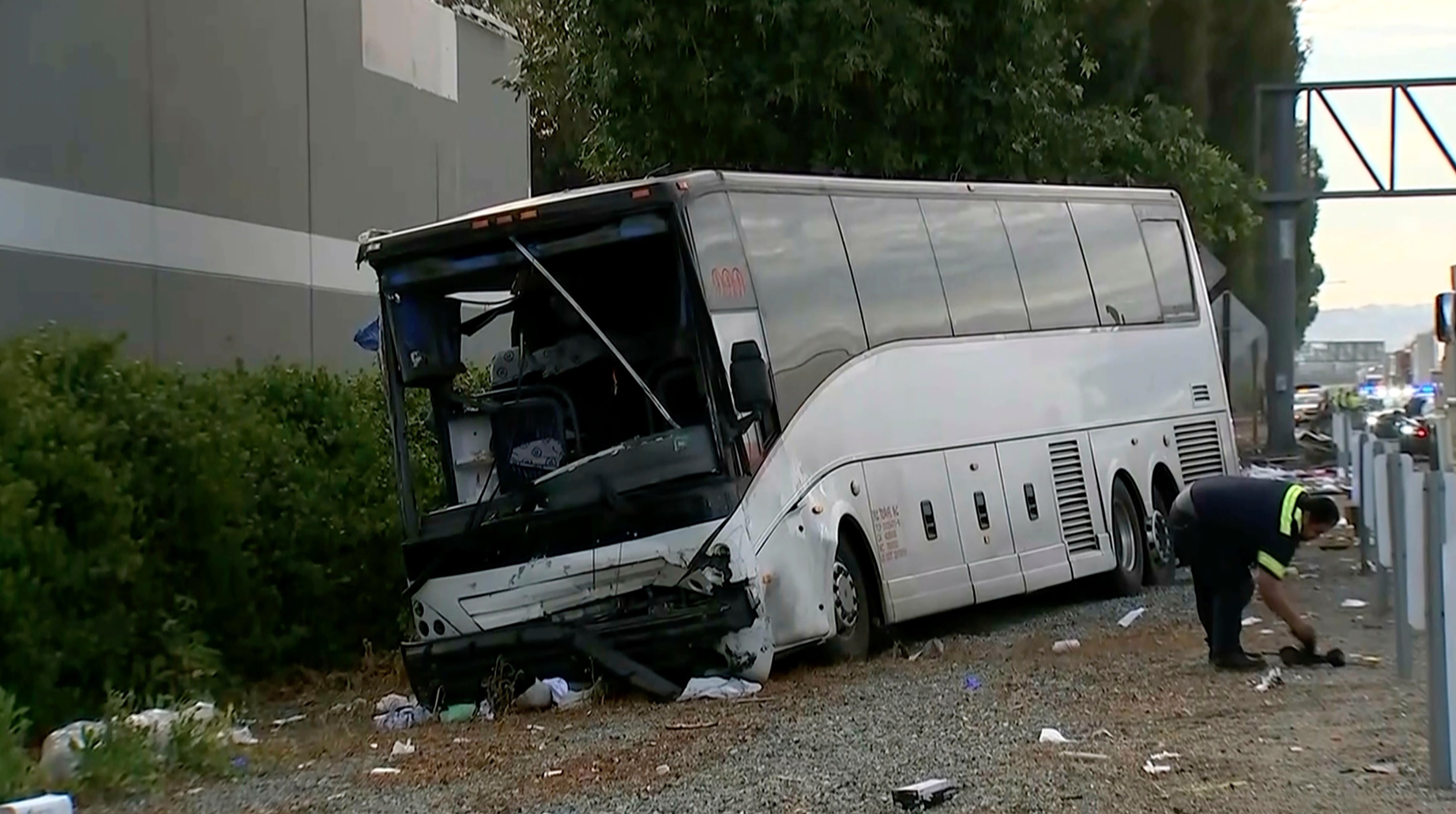Deseci putnika autobusa prevezeni su u bolnicu