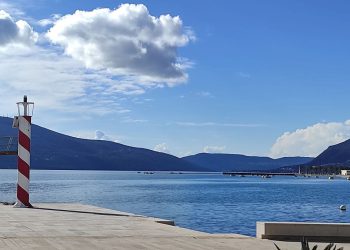 MORSKA POSLA Izložba šibenskih fotografa u crnogorskom Tivtu