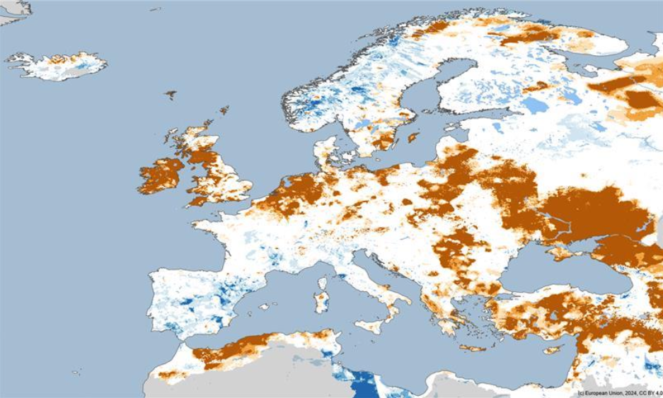 Karta vlage tla u Europi krajem ožujka 2025.: Tamnije smeđa označava sušom od normalnog tla, dok tamnije plava ukazuje na vlažju nego što je to uobičajeno