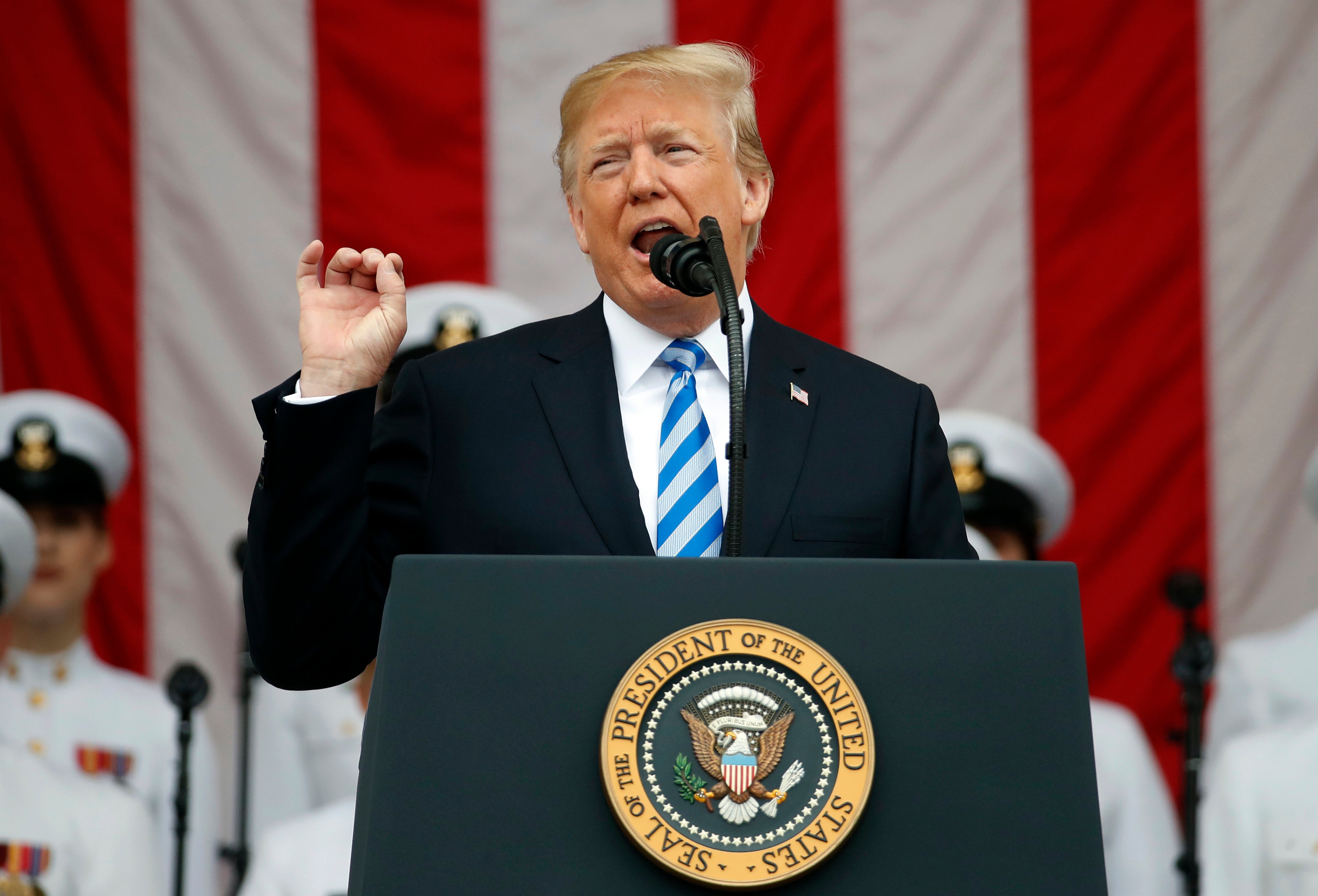 Trump je tvrdio da ga je Bog stavio na mjesto kako bi mogao biti predsjednik tijekom FIFA -inog Svjetskog kupa 2026. i La Olmipic Games 2028