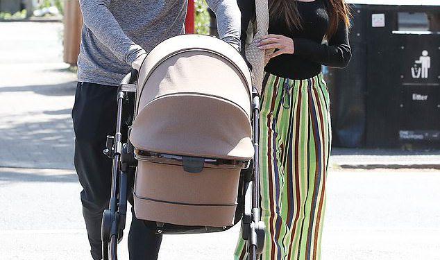 Michelle Keegan i Mark Wright izložili su voljeni zaslon dok uživaju u obiteljskom izletu u Cheshireu s kćeri Palmom