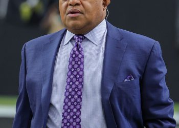 Mike Tirico prisilio se odstupiti od NBC -ove pokrivenosti derbija u Kentuckyju zbog iznenadne bolesti