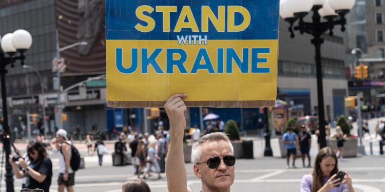 Milijarde su se razljutile ‘na Ukrajinskoj pomoći – Trump – RT World News