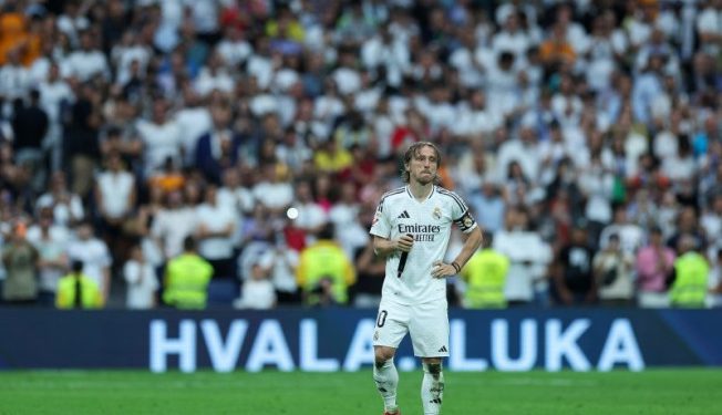 Modrić s terena izašao uz ogromne ovacije