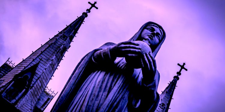 Molitva Mariji pomoćnici kršćana – Vjera.hr