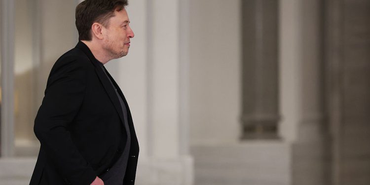 Musk ‘Povratak na 24/7’ rad na svojim poslovnim projektima – RT Business News