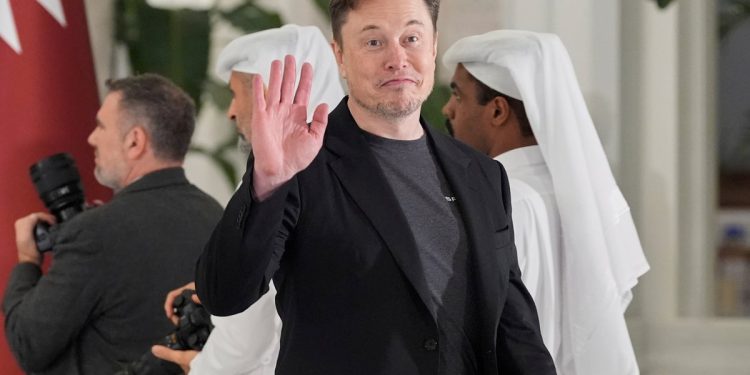 Musk i njegov novac, napuštanje politike, uznemiruju i demokrati i republikance