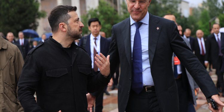 NATO je trebao posvetiti pet posto obrambenog trošenja cilja usred prijetnji od Trumpa
