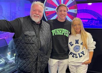 NRL Player okrenuo je Kyle & Jackie O Radio zvijezdu Cooper Johns priznaje da pati od neodoljivog poriva da učini nešto vrlo ilegalno