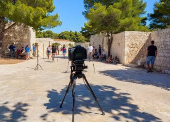 Na Dugom otoku se traže statisti za snimanje filma “Pet dana na moru”