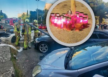 Na mjestu jezive prometne nesreće Splićani već drugi dan pale svijeće