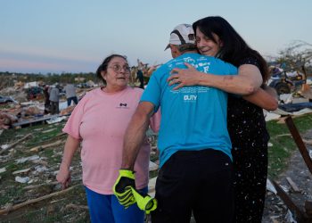 Najmanje 18 ubijenih kao teški vremenski trepavice u Kentuckyju, a još 9 umire drugdje