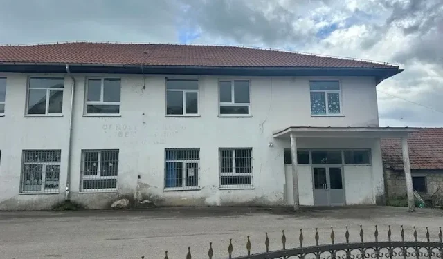 Nastavnik u Hercegovini napadnut na satu, institucije još šute