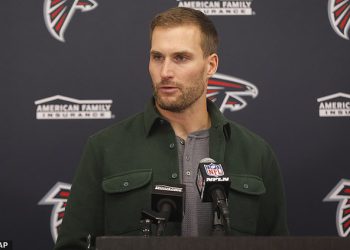 Navijači NFL -a reagiraju dok Kirk Cousins ​​preskače Atlanta Falcons OTAS nakon što su izgubili povratni posao od Michaela Penixa Jr.