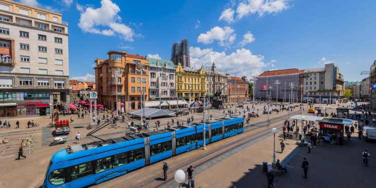 Nema više čekanja u javnom prijevozu: Informatičar lansirao jednu od najkorisnih aplikacija za Zagrepčane