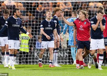 Nevjera u Dens Parku! Dundee ‘Confused’ nagrada za kasnu kaznu za okrug Ross koji ostavlja Dark Blues u bitci za opstanak
