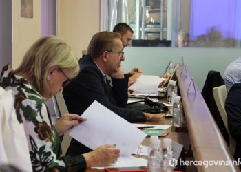 Nije prošao pravilnik o urbanizmu u Mostaru, posebno sporna definicija susjeda