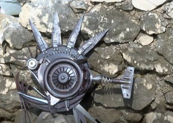 Niko iz Kožina kraj Zadra od starog metala stvara prekrasni odraz morskog svijeta!