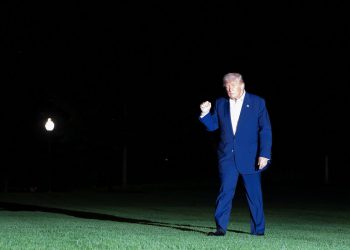 Nova anketa pokazuje da je Trumpova ocjena odobrenja pod vodom na gotovo svakom izdanju