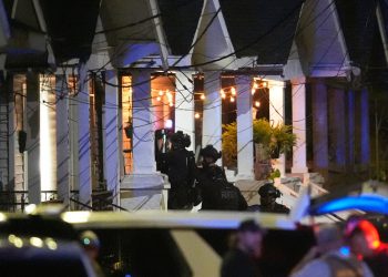 Obitelj i prijatelji pobjeglih zatvorenika u New Orleansu uhićeni zbog pomaganja u zatvoru
