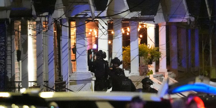 Obitelj i prijatelji pobjeglih zatvorenika u New Orleansu uhićeni zbog pomaganja u zatvoru