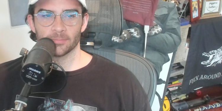 ‘Okoliš straha’: Popularni američki ljevičar Twitch Streamer Hasan Piker kaže da su ga carinski agenti na aerodromu na aerodromu na roštilju o Trumpu na žaru