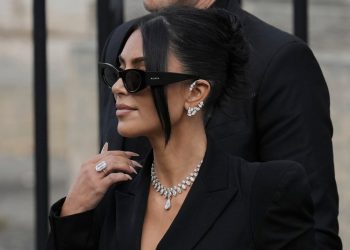 Osam proglašenih krivim za nasilnu pljačku Kim Kardashian u pariškom stanu