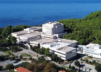 Osoblje koji nije dežurno umjesto kuhanog ručka ima sendviče!