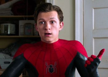 Osvetnici: Doomsday znači Spider-Man: Potpuno novi dan stiže prvo, a fanovi se nadaju da to znači da će to biti više utemeljena priča