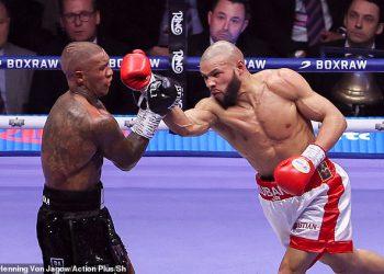 Otkriveno: Fantastični iznos plaćanja po prikazu kupuje Chris Eubank Jr protiv Conor Benn donio za njihovu uzbudljivu meč