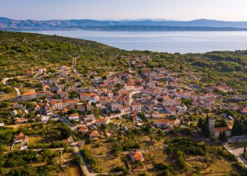 Otok Šolta slavi 150 godina tradicije pčelarstva