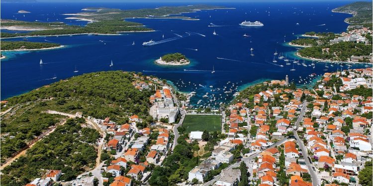 Otvorenje izložbe “Muzeji na Hvaru – 75 godina sustavne brige za baštinu”