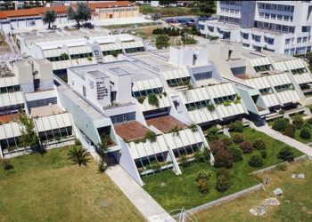 PROMJENE U SPLITSKOJ SREDNJOJ ŠKOLI Od jeseni se uvode novi smjerovi. Ravnateljica: „Pred nama je velik posao“